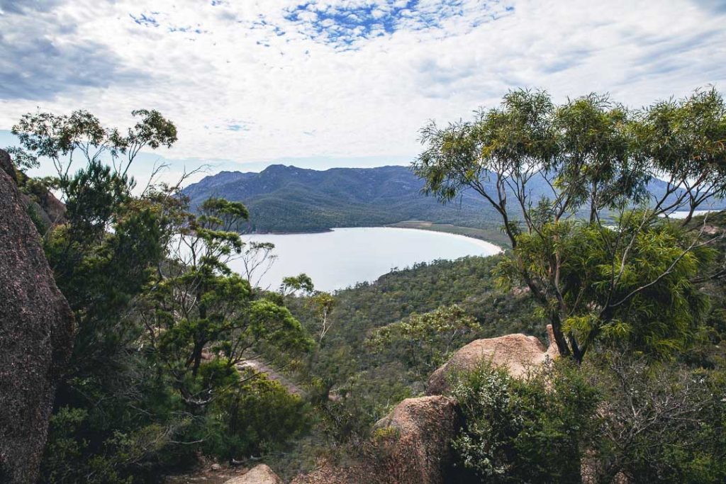 Wineglass-Bay-Freycinet-National-Park-East-Coast-Tasmania-1